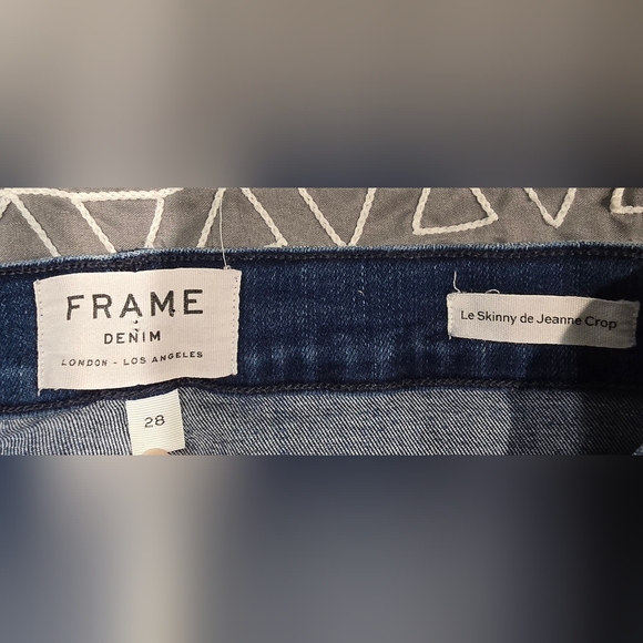 FRAME Le Skinny De Jeanne Cropped Jean Size 28 - Picture 6 of 7